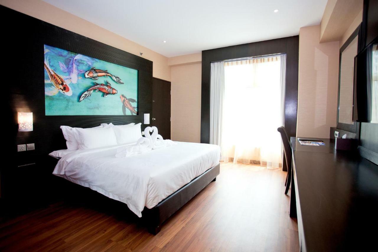 Vouk Hotel Suites, Penang George Town Extérieur photo